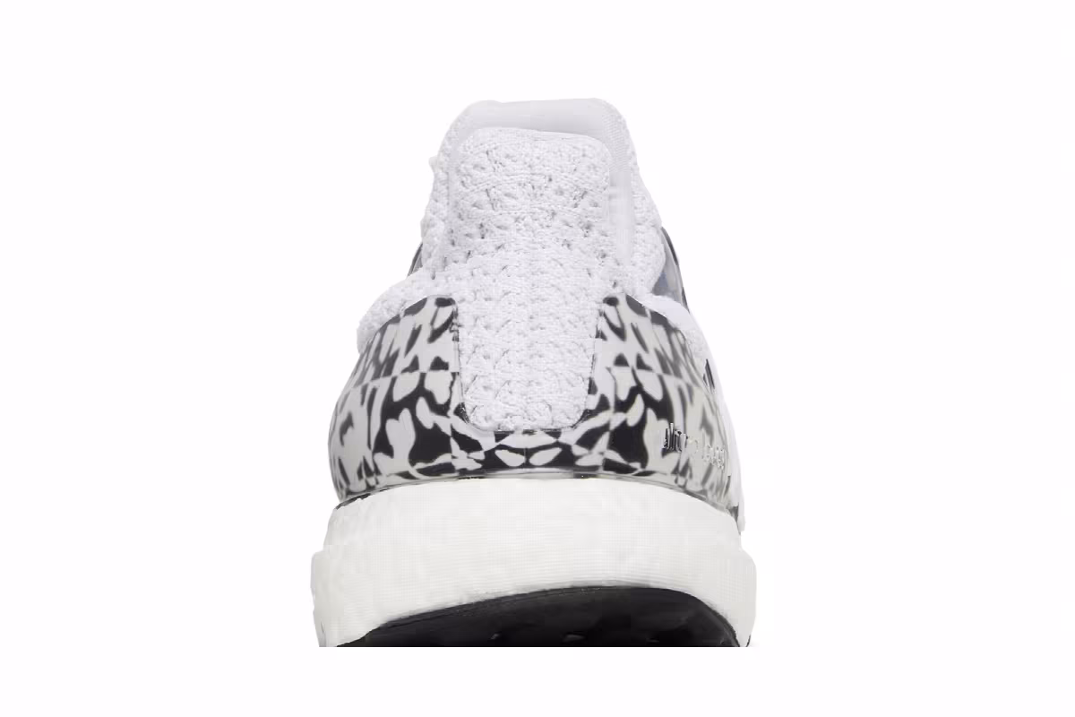 Adidas Women's UltraBoost 5.0 DNA Multi Pattern - White, view 8