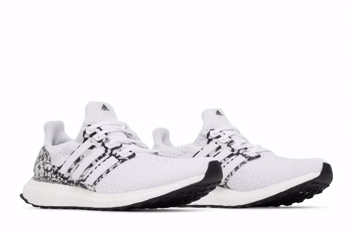 Adidas Women's UltraBoost 5.0 DNA Multi Pattern - White, view 9