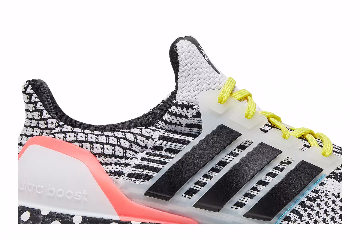 adidas UltraBoost 5.0 DNA Multi Pattern - White Black, view 3
