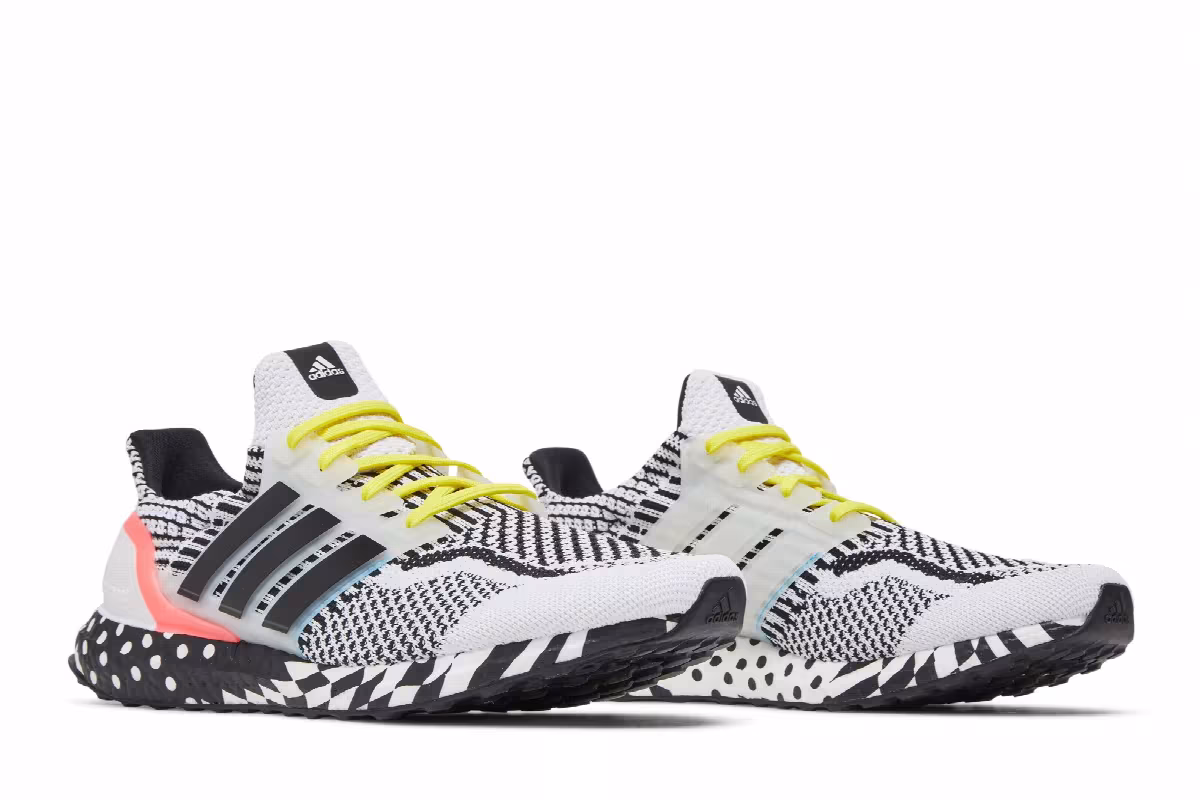 adidas UltraBoost 5.0 DNA Multi Pattern - White Black, view 9