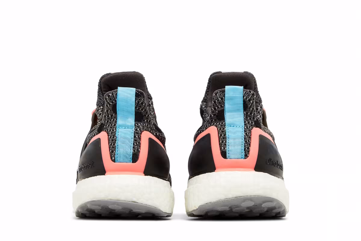 Adidas Women's UltraBoost 5.0 DNA Polka Dot - Grey, view 7
