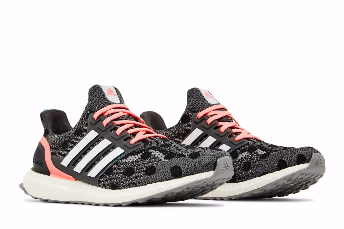 Adidas Women's UltraBoost 5.0 DNA Polka Dot - Grey, view 9