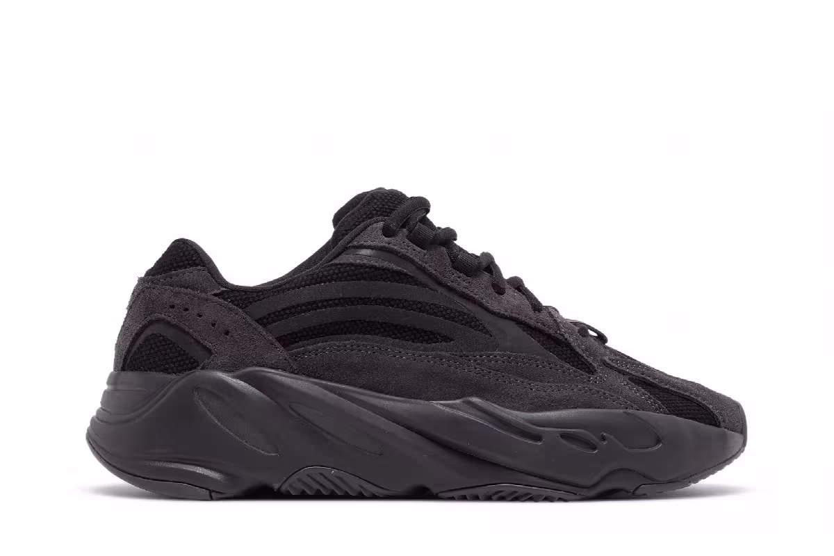 adidas Yeezy Boost 700 V2 Vanta, view 2