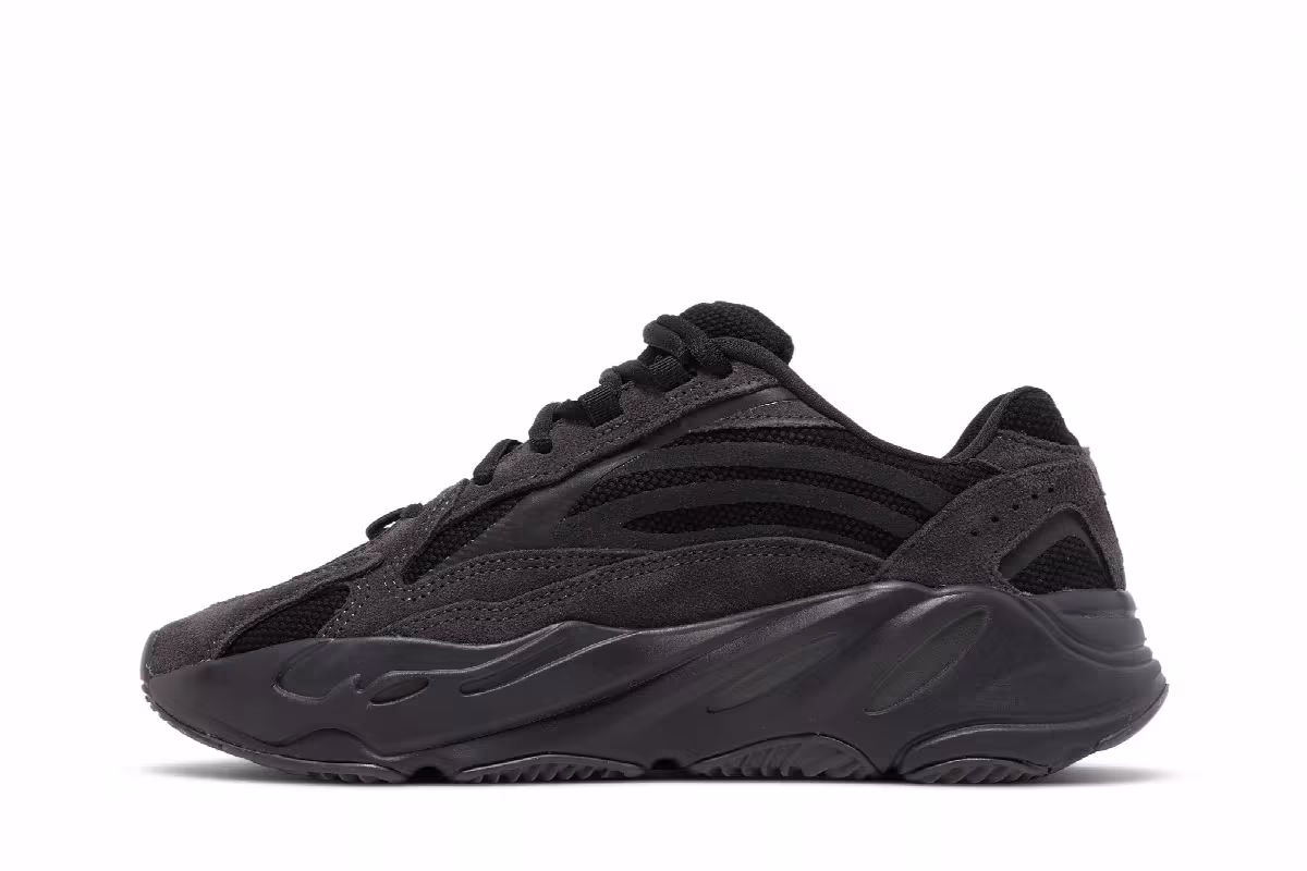 adidas Yeezy Boost 700 V2 Vanta, view 4