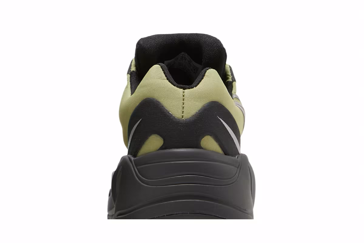 adidas Yeezy Boost 700 MNVN Infants Resin, view 8