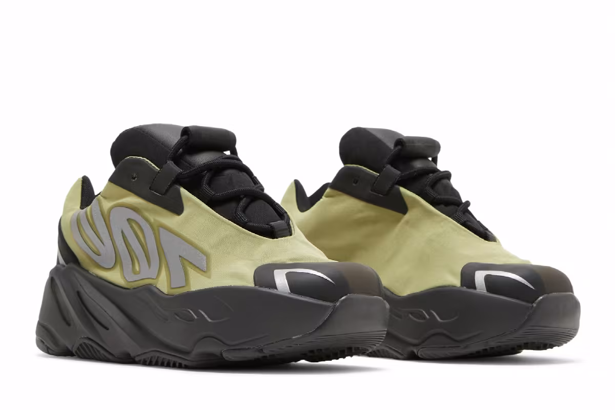 adidas Yeezy Boost 700 MNVN Infants Resin, view 9