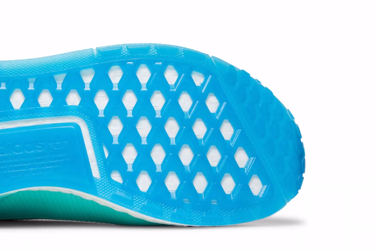 Xbox x adidas NMD_V3 Halo Infinite, view 6