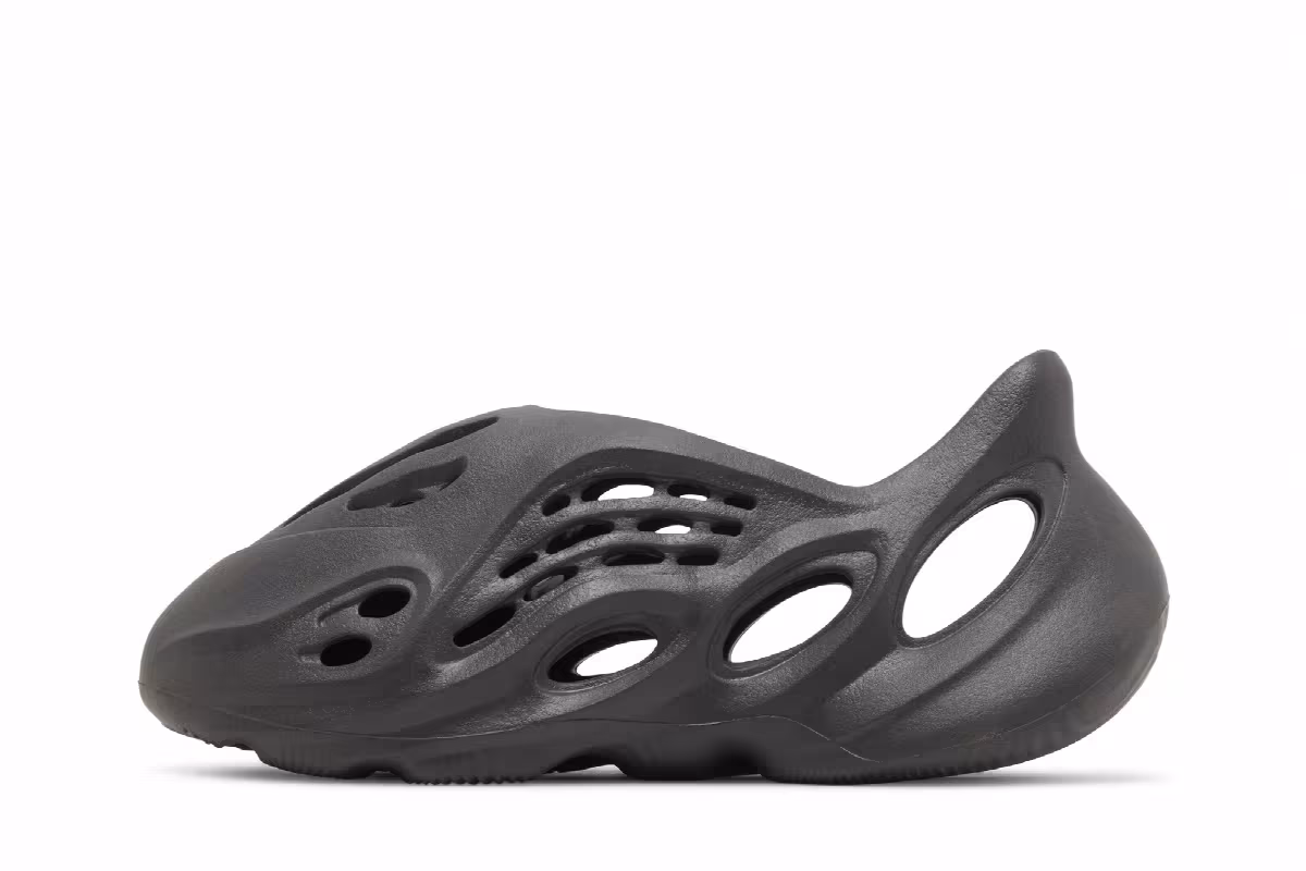 adidas Yeezy Foam Runner Onyx, view 4