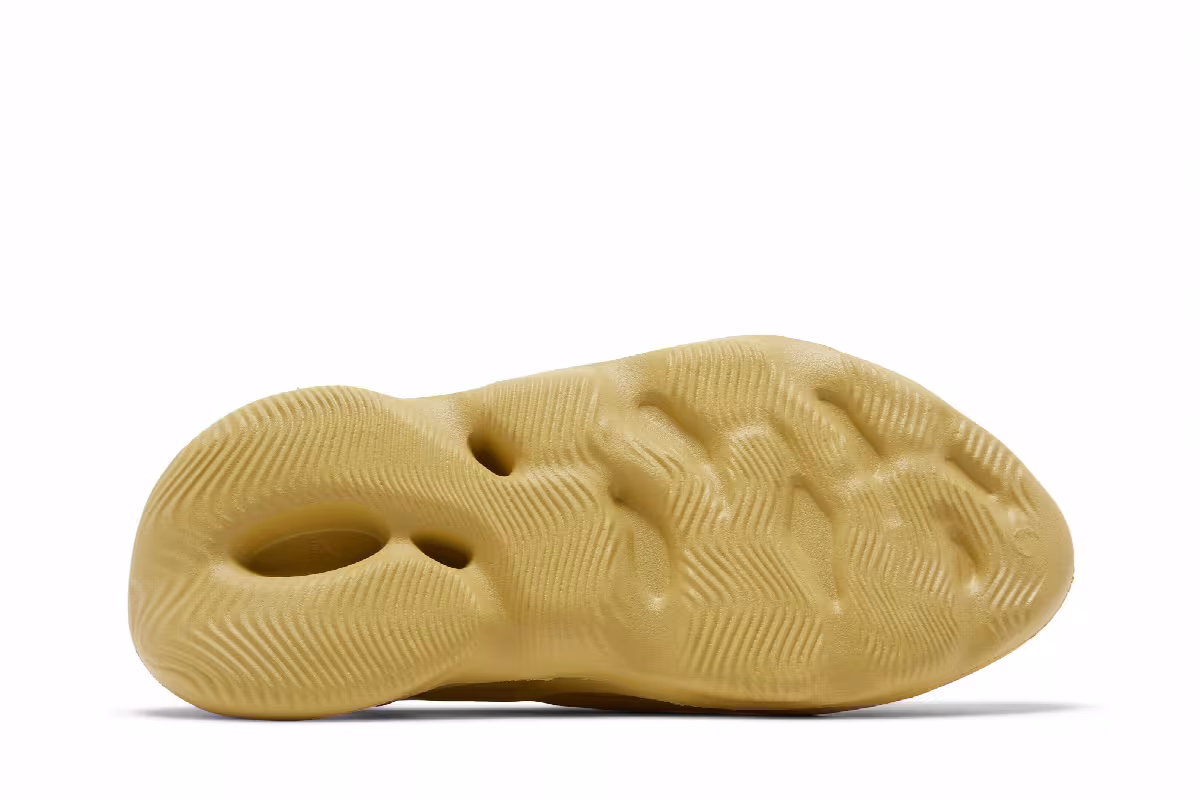 adidas Yeezy Foam Runner Sulfur, view 5
