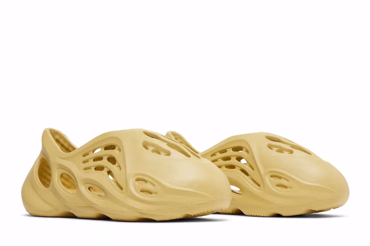 adidas Yeezy Foam Runner Kids Sulfur, view 9