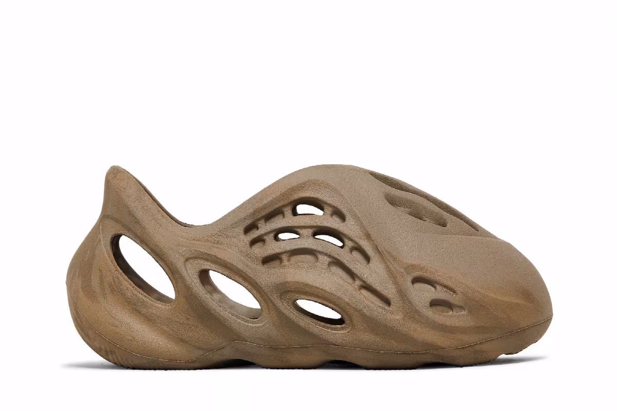 adidas Yeezy Foam Runner Infants Stone Sage, view 2