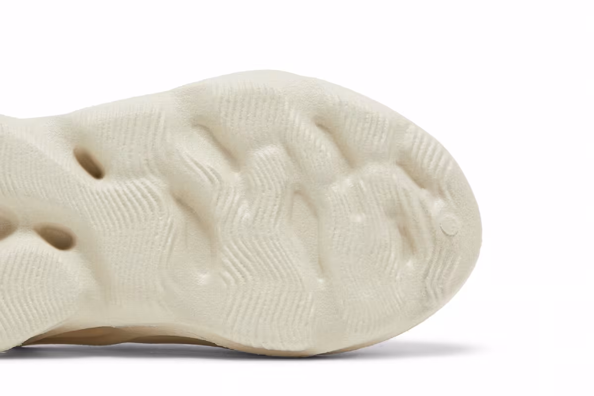 adidas Yeezy Foam Runner Infants Sand, view 6
