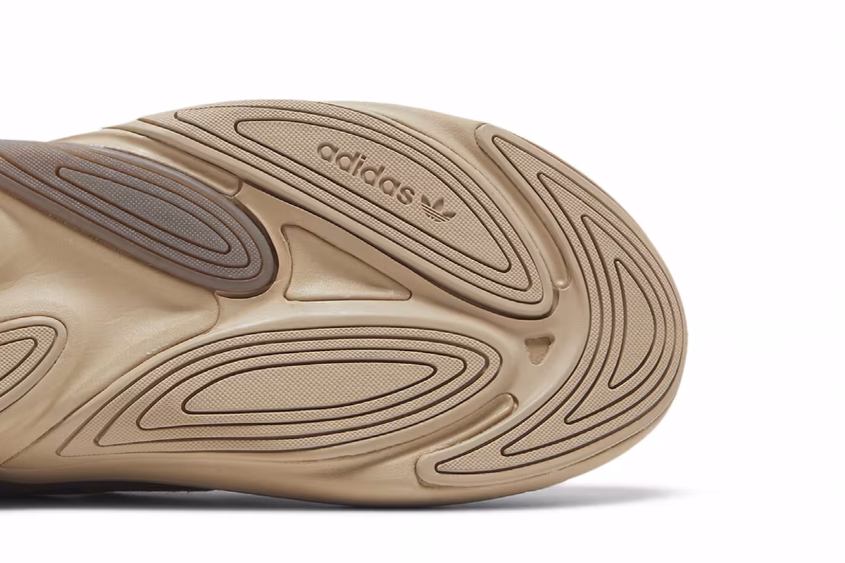 Adidas Women's Ozelia Trace Brown Legend Ink, view 6
