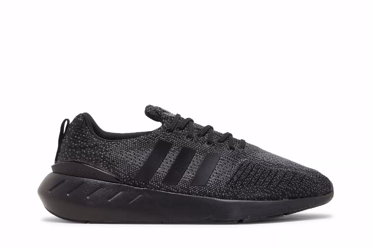 Adidas Swift Run 22 Black Grey, view 2