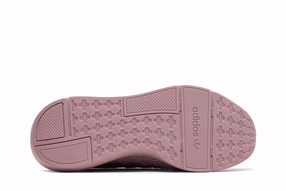 Adidas Women's Swift Run 22 Magic Mauve, view 5