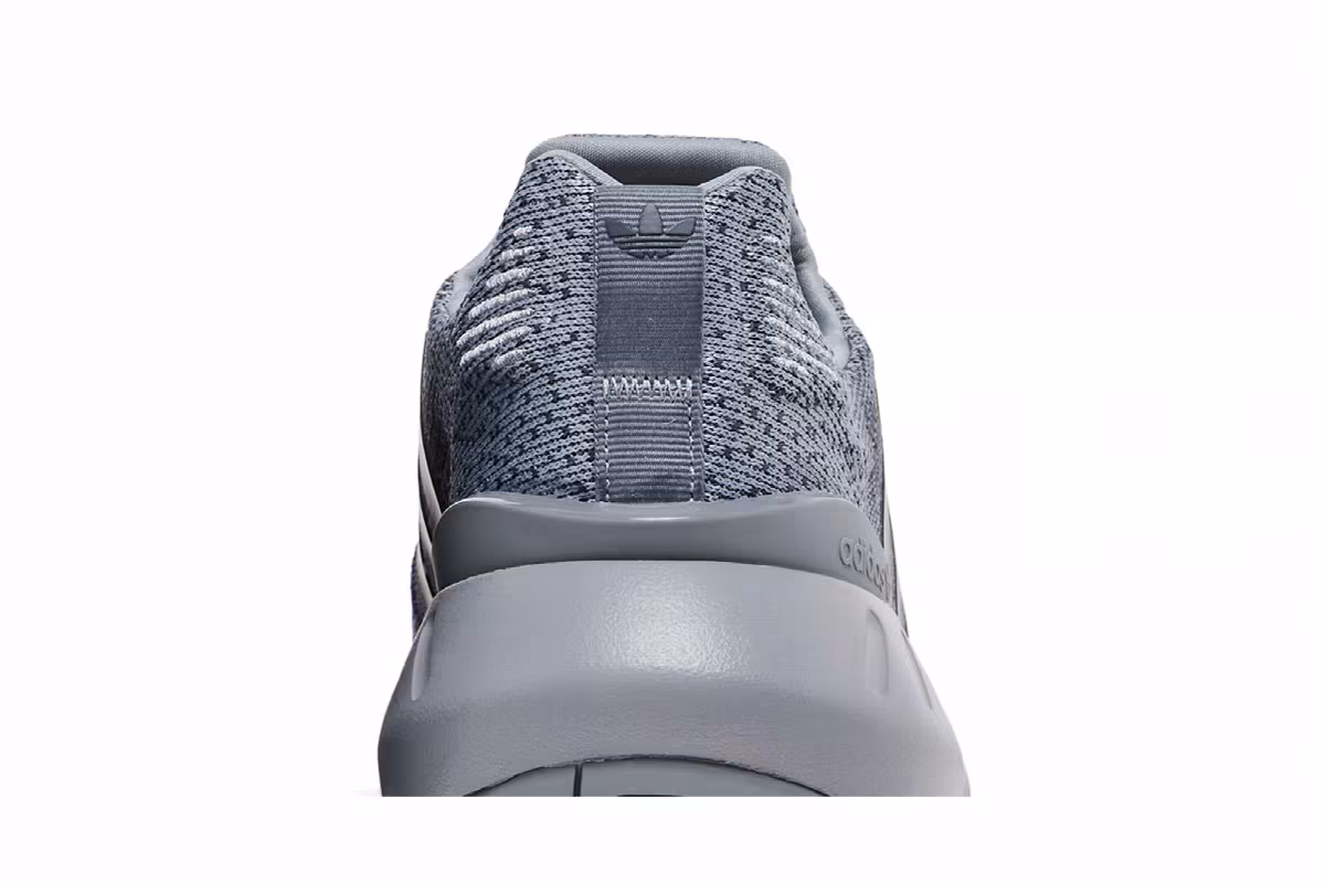 adidas Swift Run 22 Triple Grey, view 8