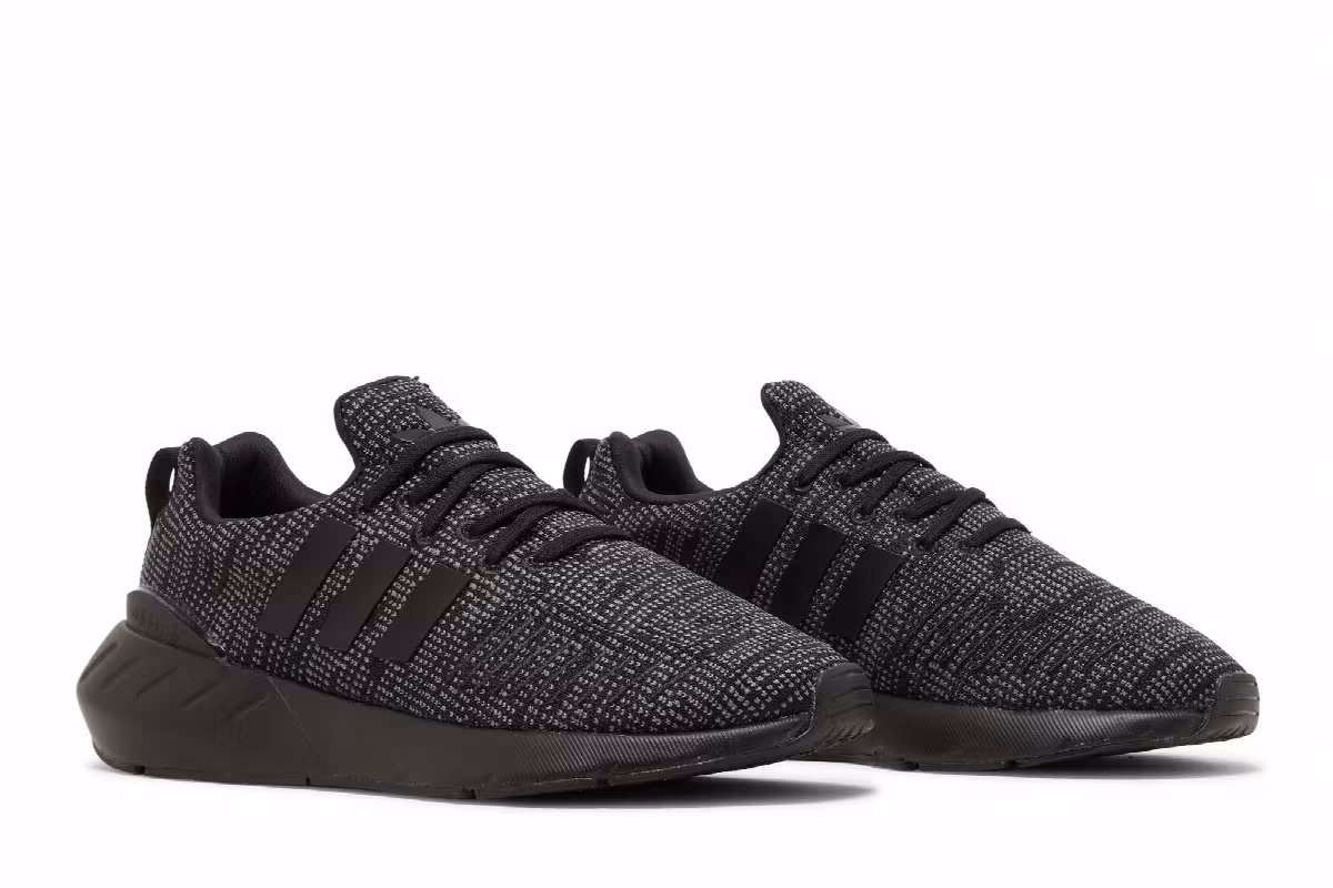 Adidas Swift Run 22 Big Kid Black, view 9