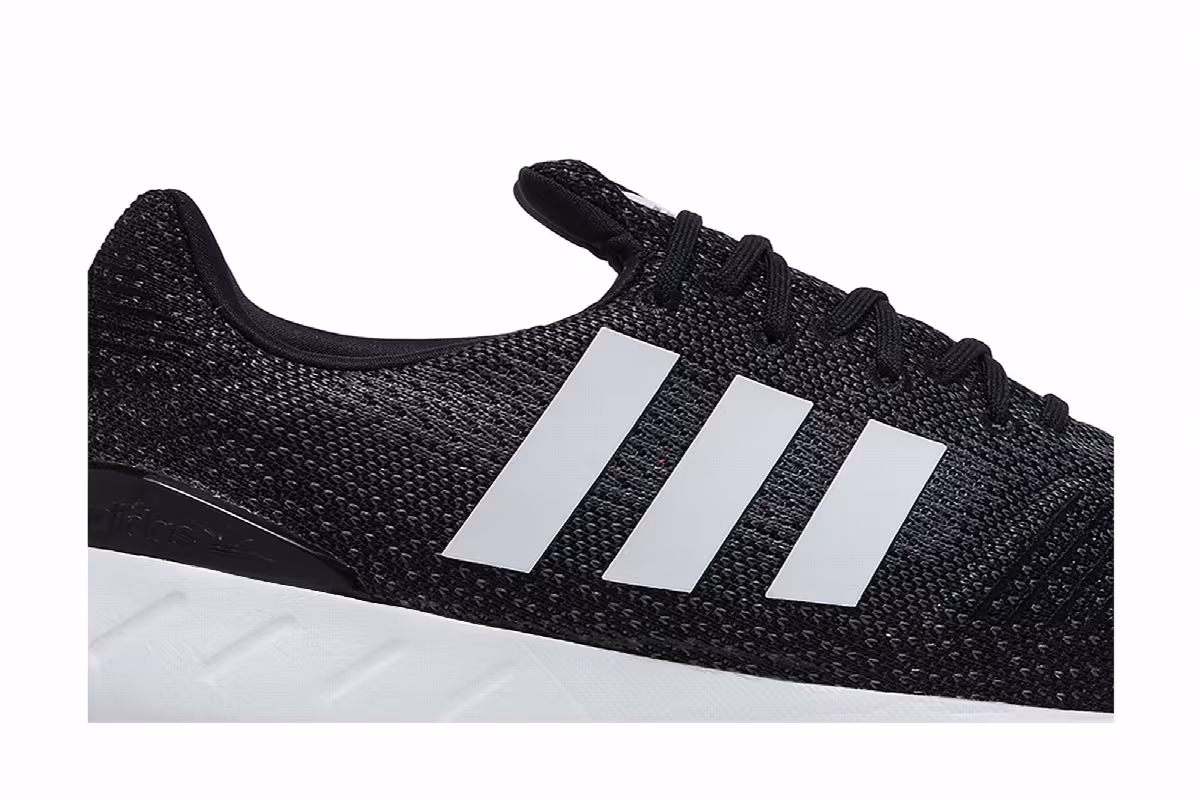 Adidas Swift Run 22 Black Grey, view 3