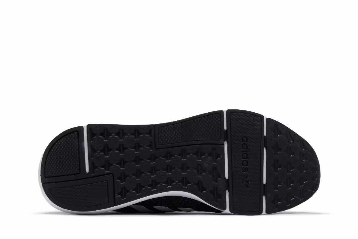 Adidas Swift Run 22 Black Grey, view 5