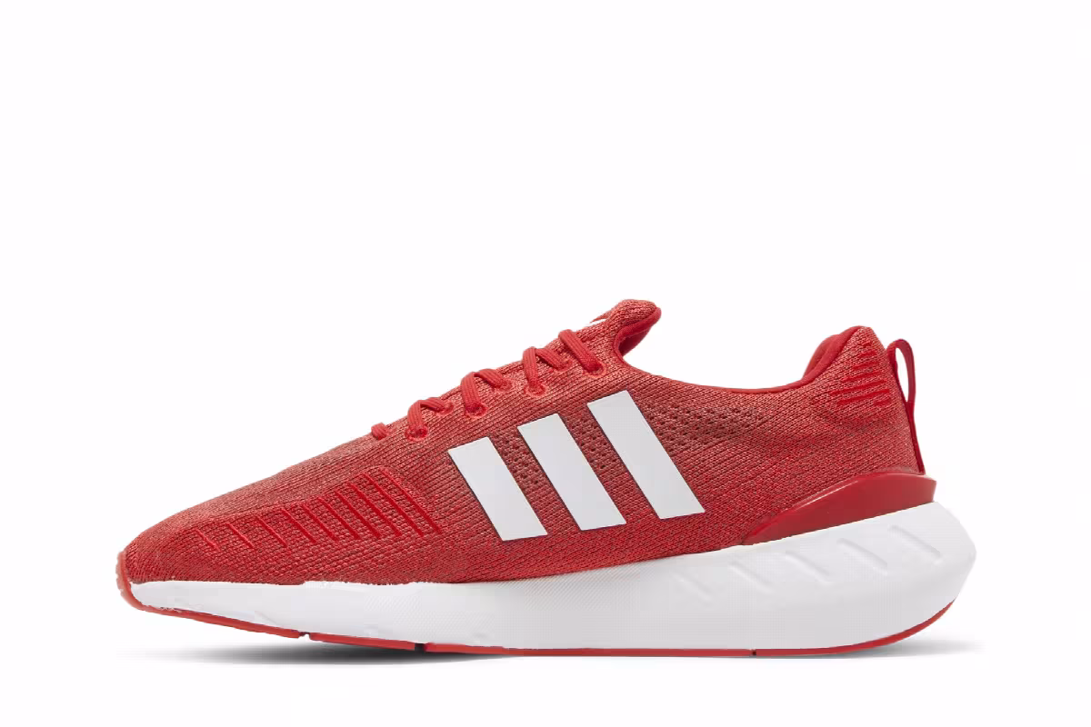 Adidas Swift Run 22 Vivid Red White, view 4