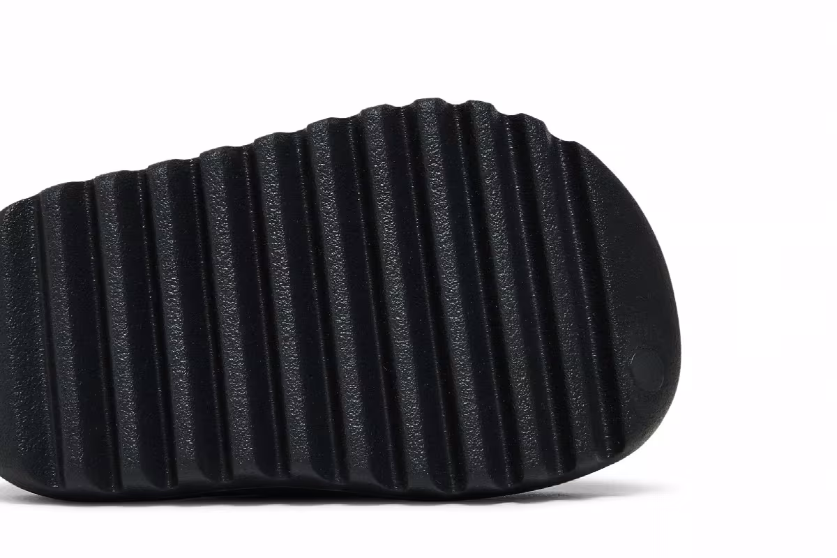 adidas Yeezy Slides Kids Onyx, view 6