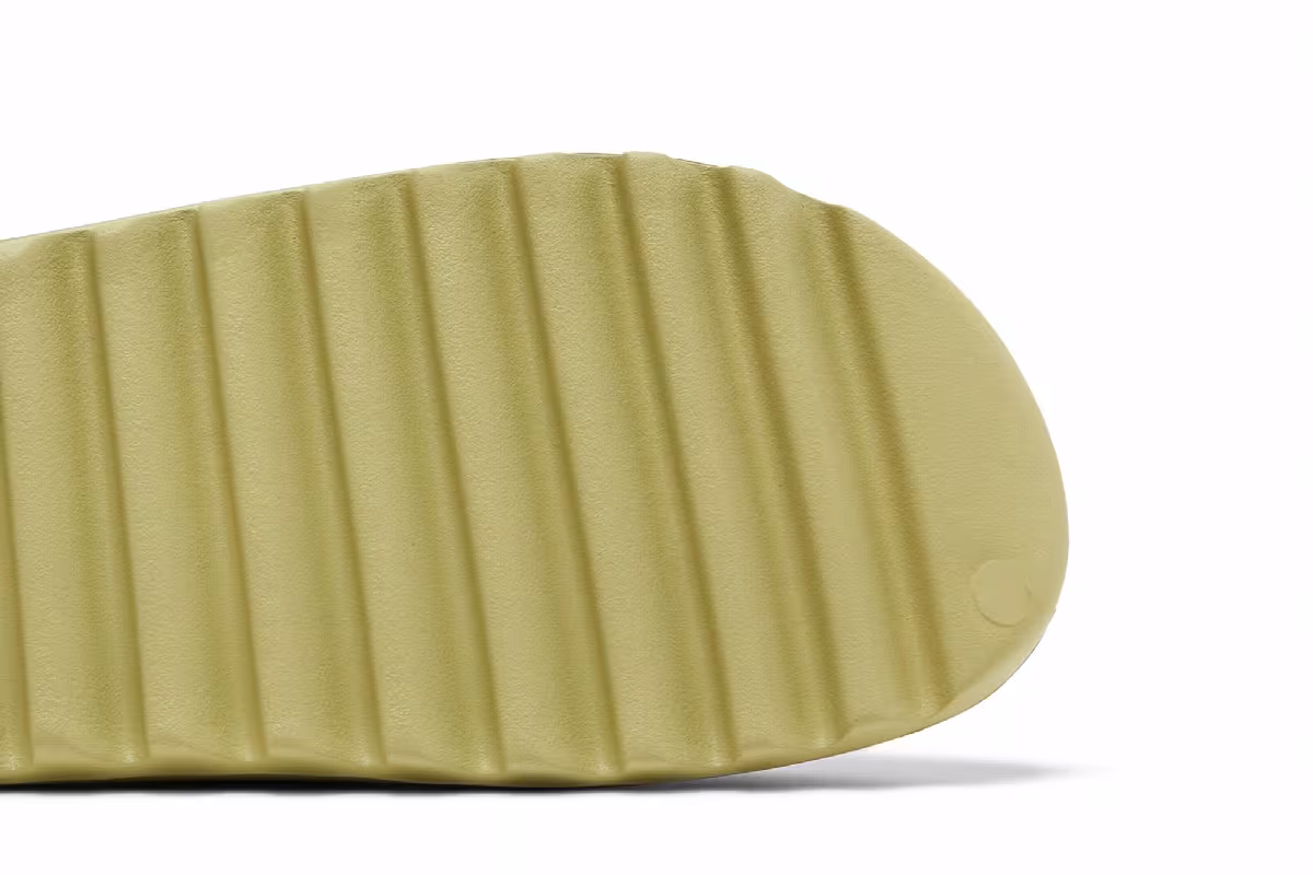 adidas Yeezy Slides Resin 2022, view 6
