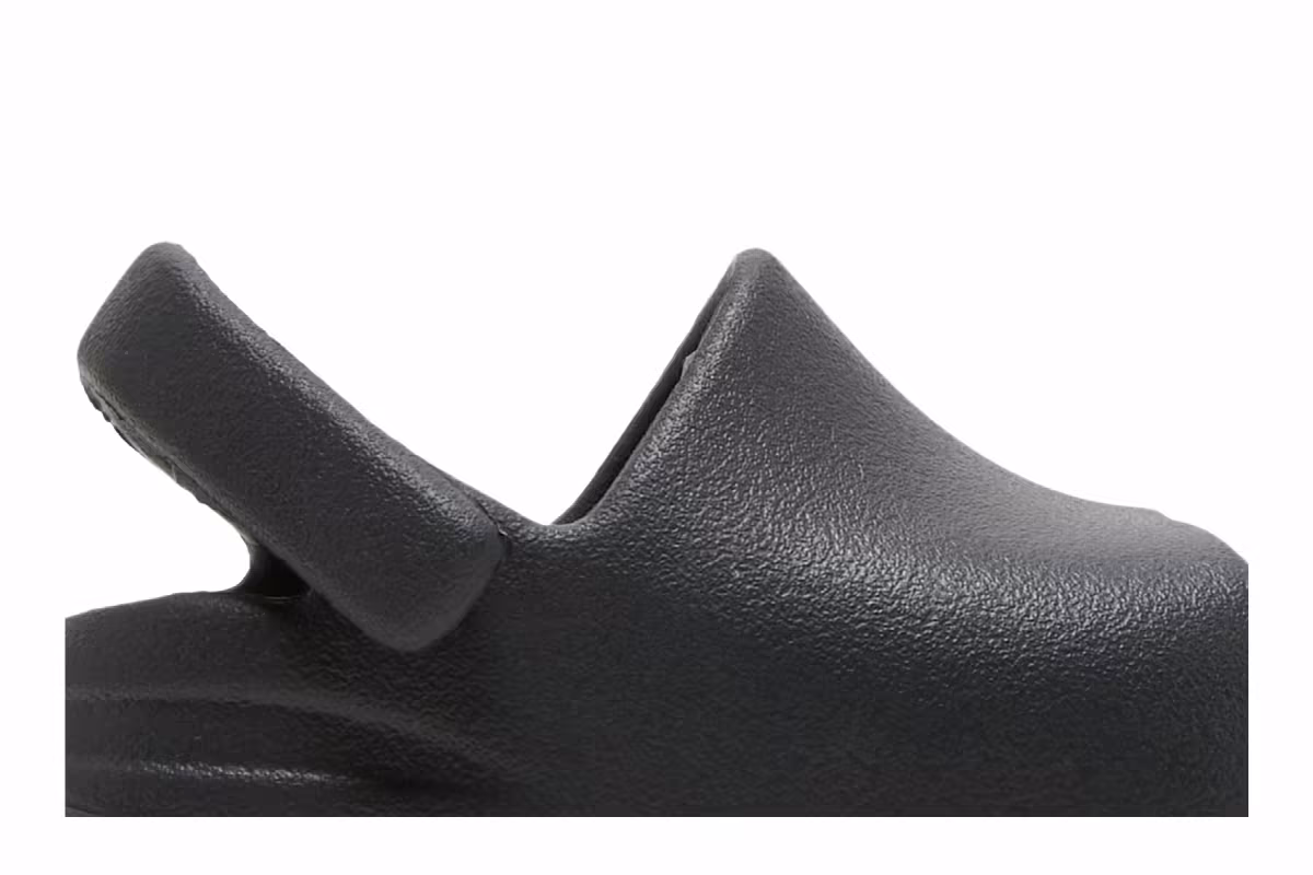 adidas Yeezy Slides Infants Onyx, view 3