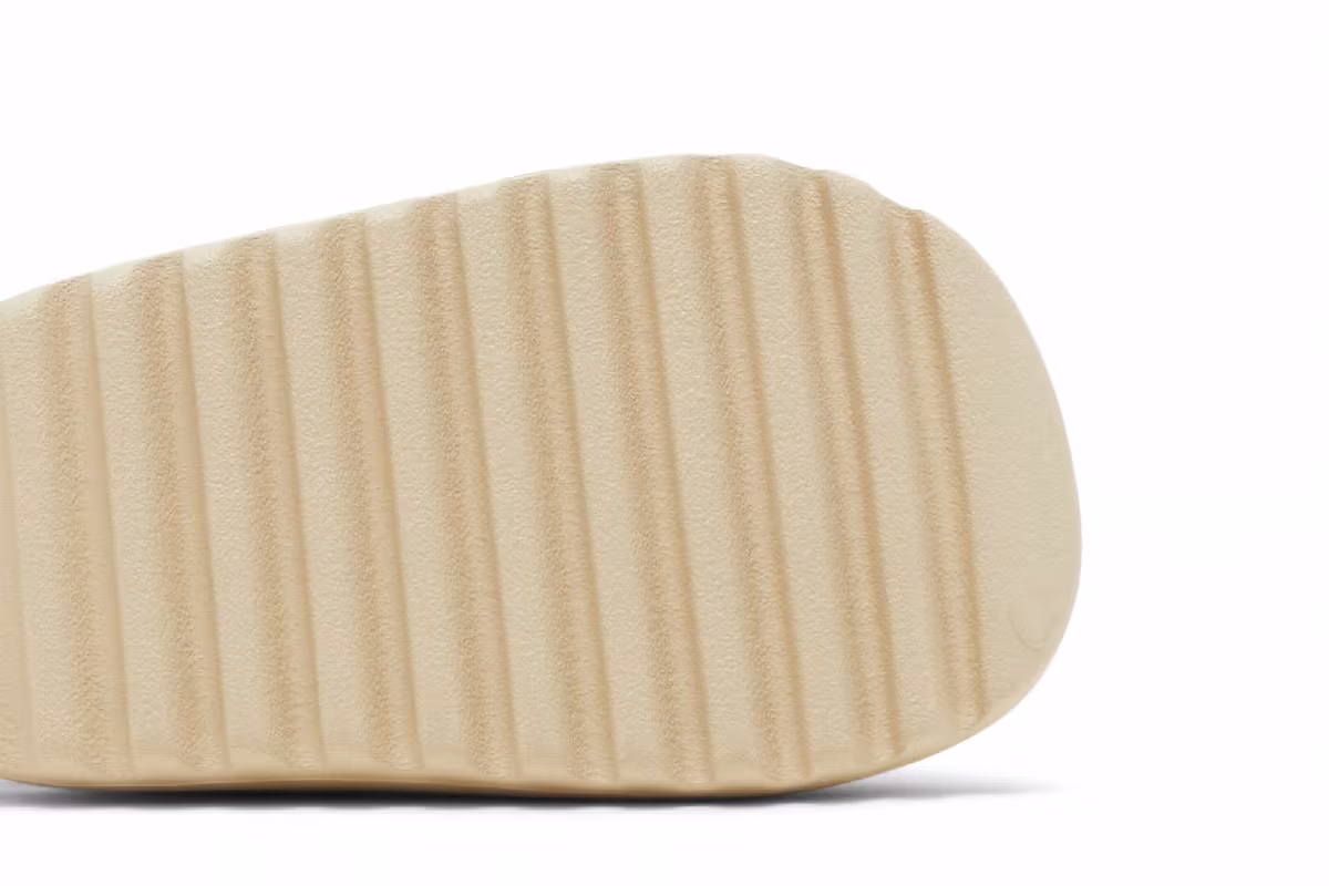 adidas Yeezy Slides Infant Bone 2022, view 6
