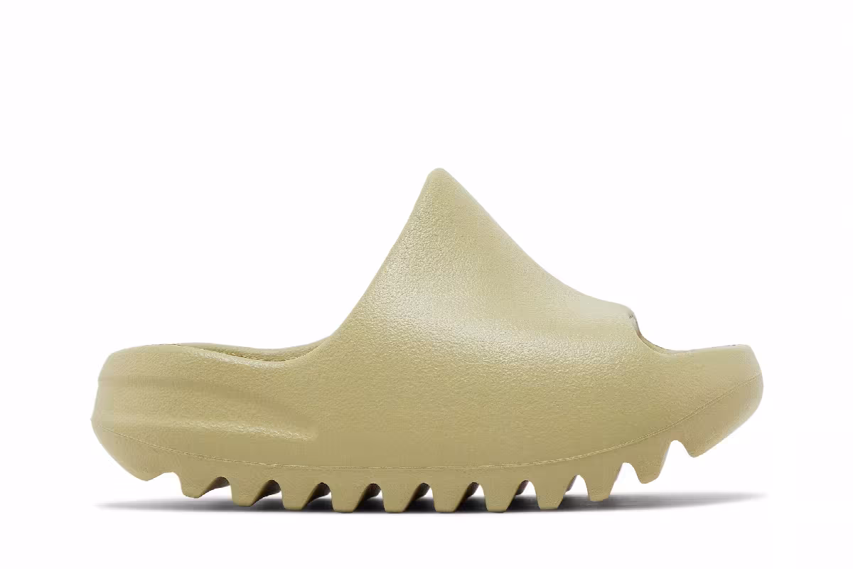 adidas Yeezy Slides Kids Resin 2022, view 2