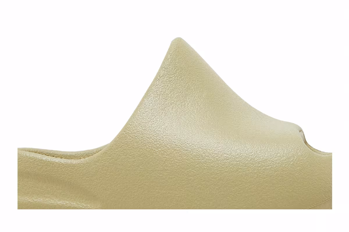 adidas Yeezy Slides Kids Resin 2022, view 3