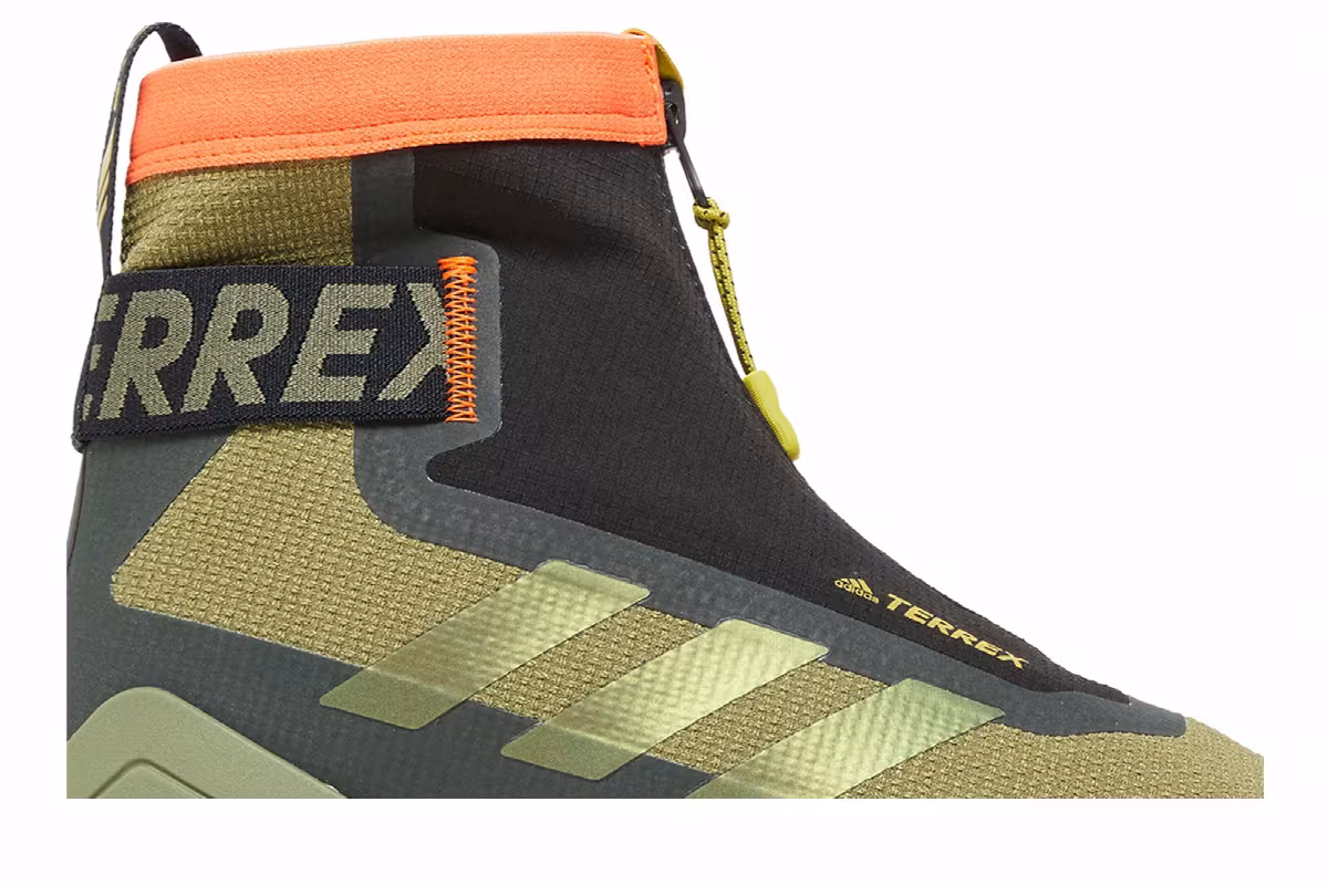 adidas Terrex Free Hiker Cold.RDY Focus Olive Impact Orange, view 3