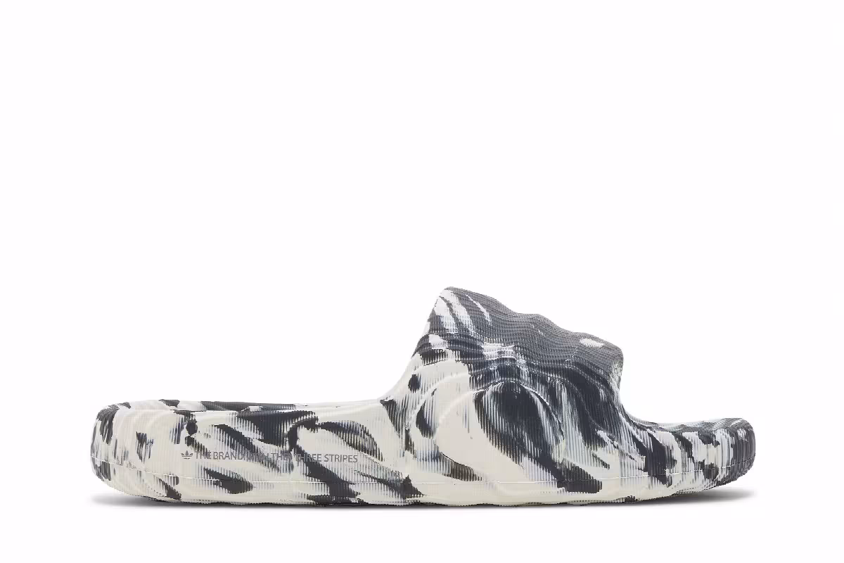 adidas Adilette 22 Slides Carbon Aluminium, view 2