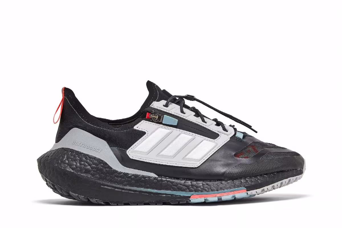 Adidas UltraBoost 21 GTX Black Silver Metallic, view 2