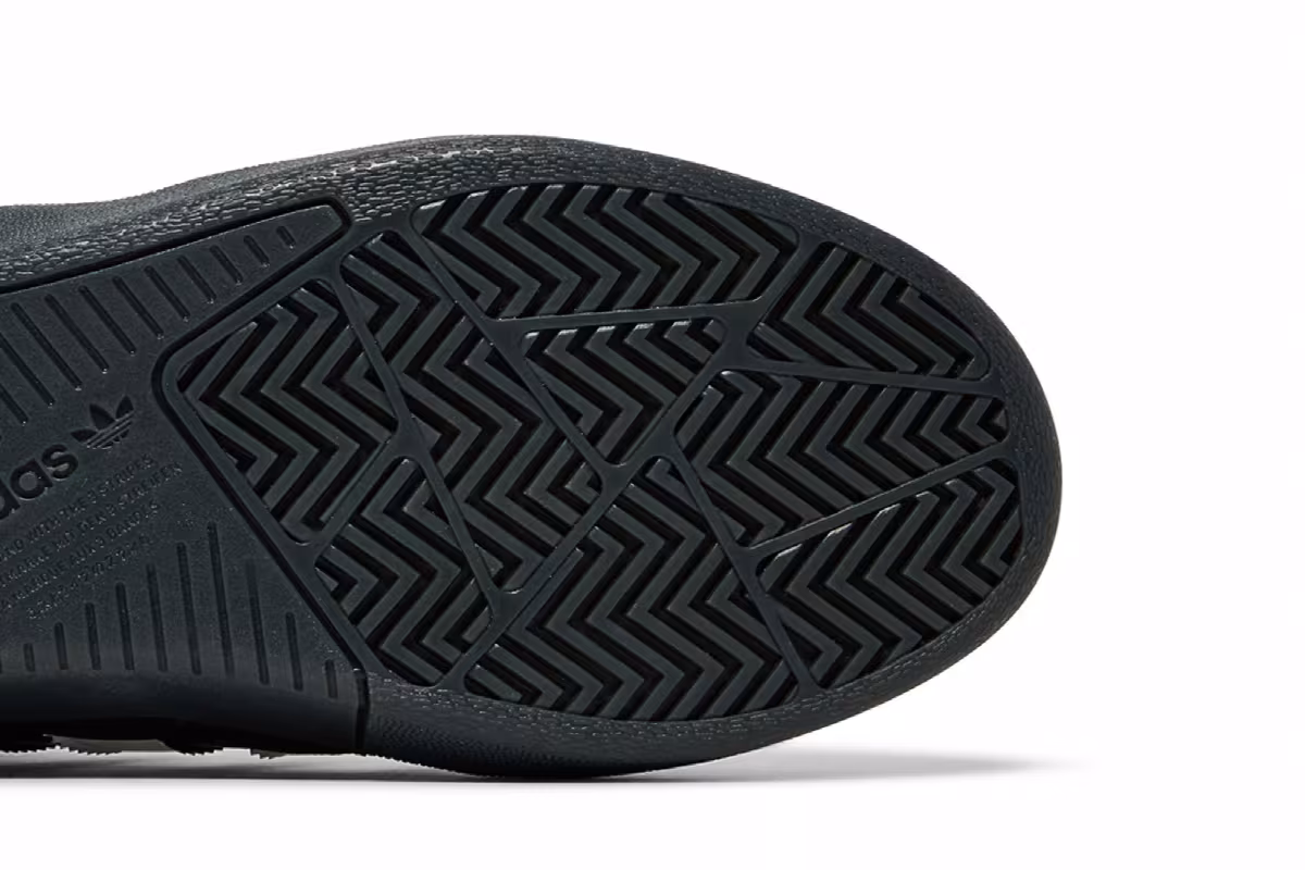 Adidas Tyshawn Low Black Gold Metallic, view 6