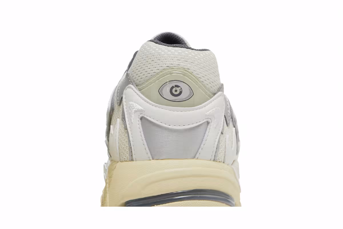 Bad Bunny x adidas Response CL Cream White, view 8