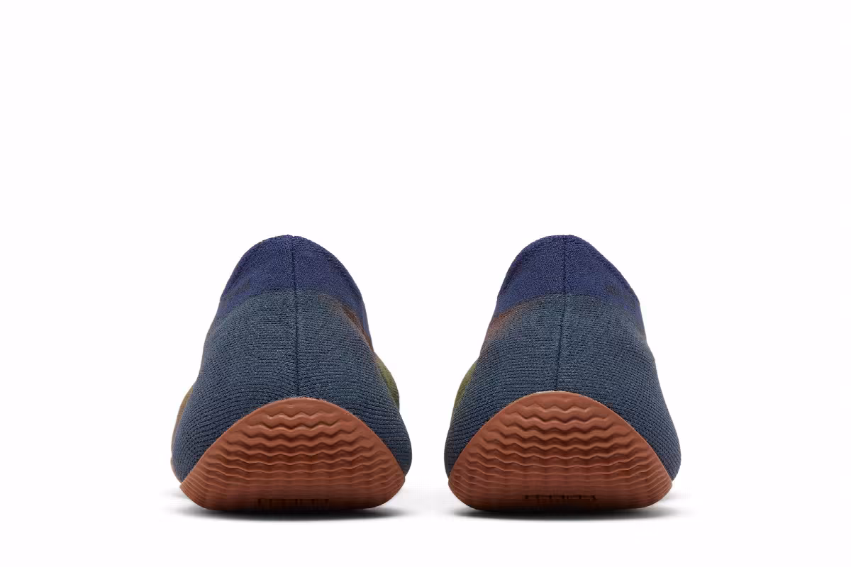 adidas Yeezy Knit Runner Fade Indigo, view 7