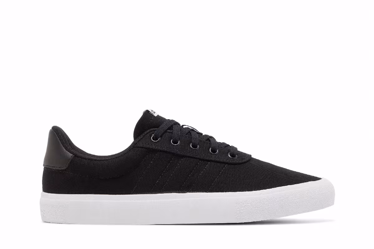 Adidas Women's Vulc Raid3r Black White, view 2