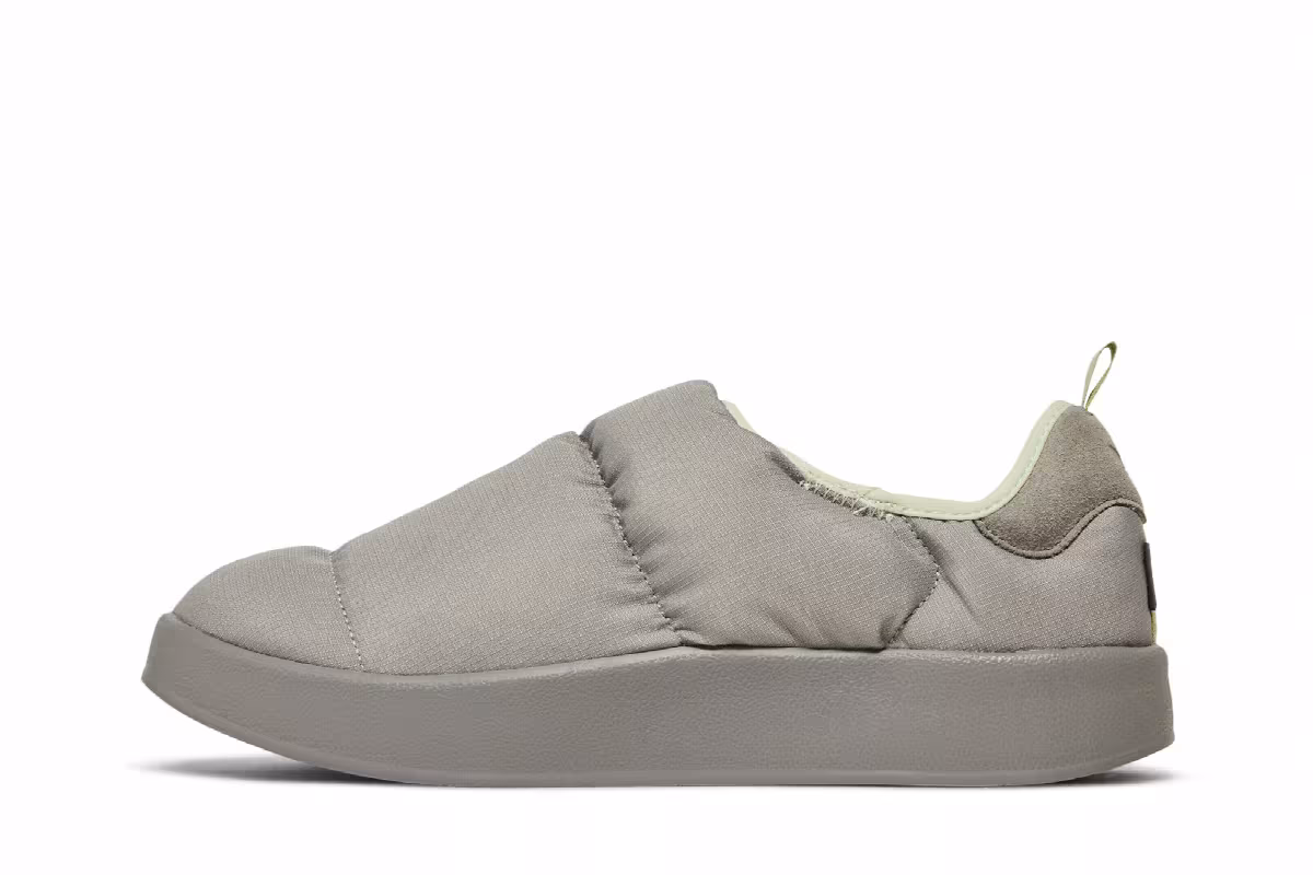Adidas Puffylette Charcoal Solid Grey, view 4