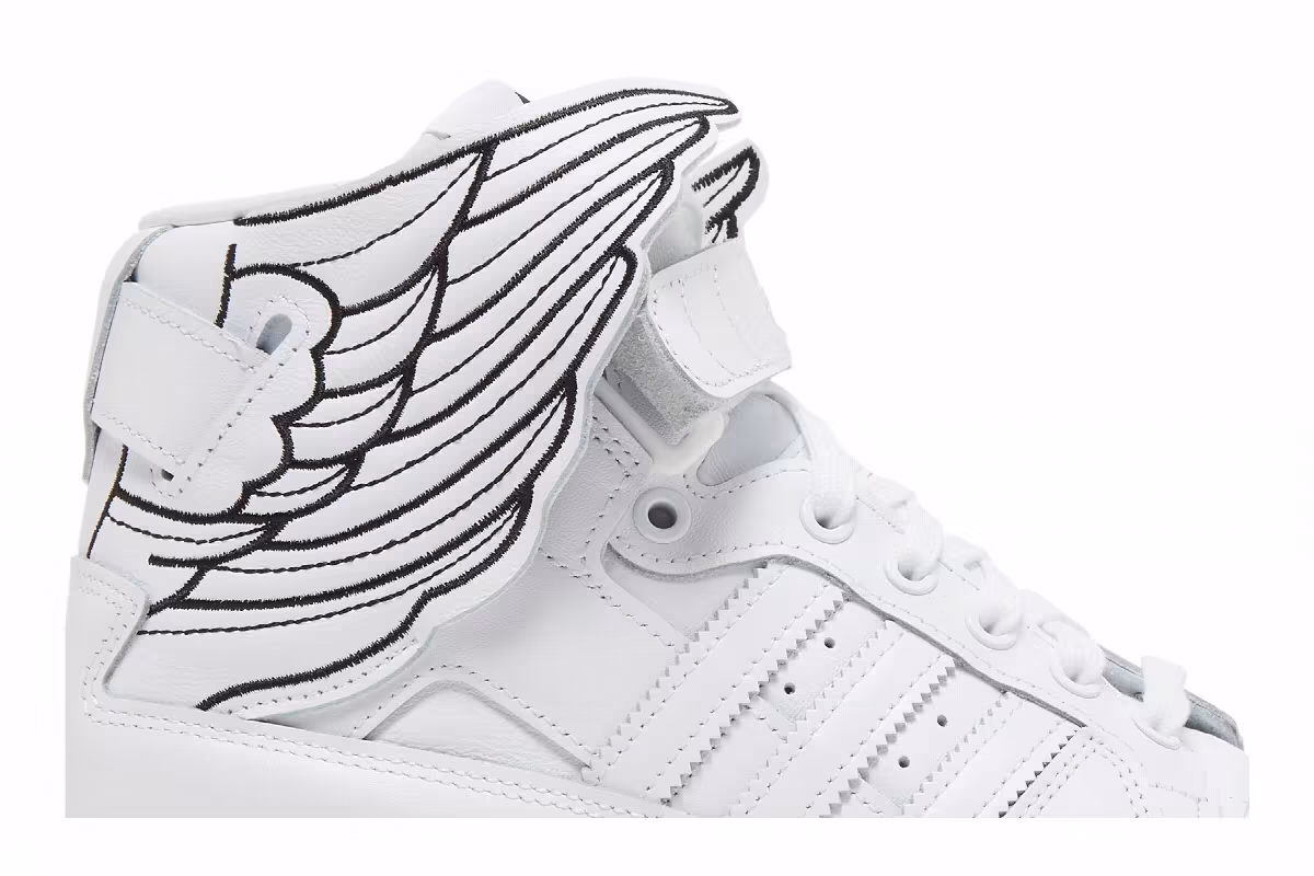 Jeremy Scott x adidas Wings 4.0 Cloud White, view 3
