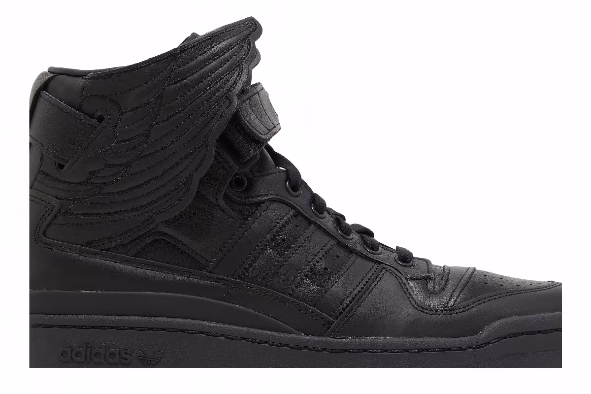 Jeremy Scott x adidas Wings 4.0 Core Black, view 3