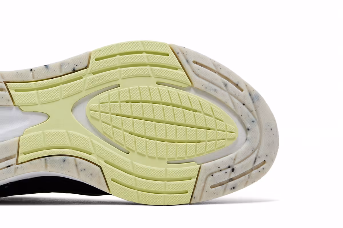 Adidas EQ21 Run Black Almost Lime, view 6
