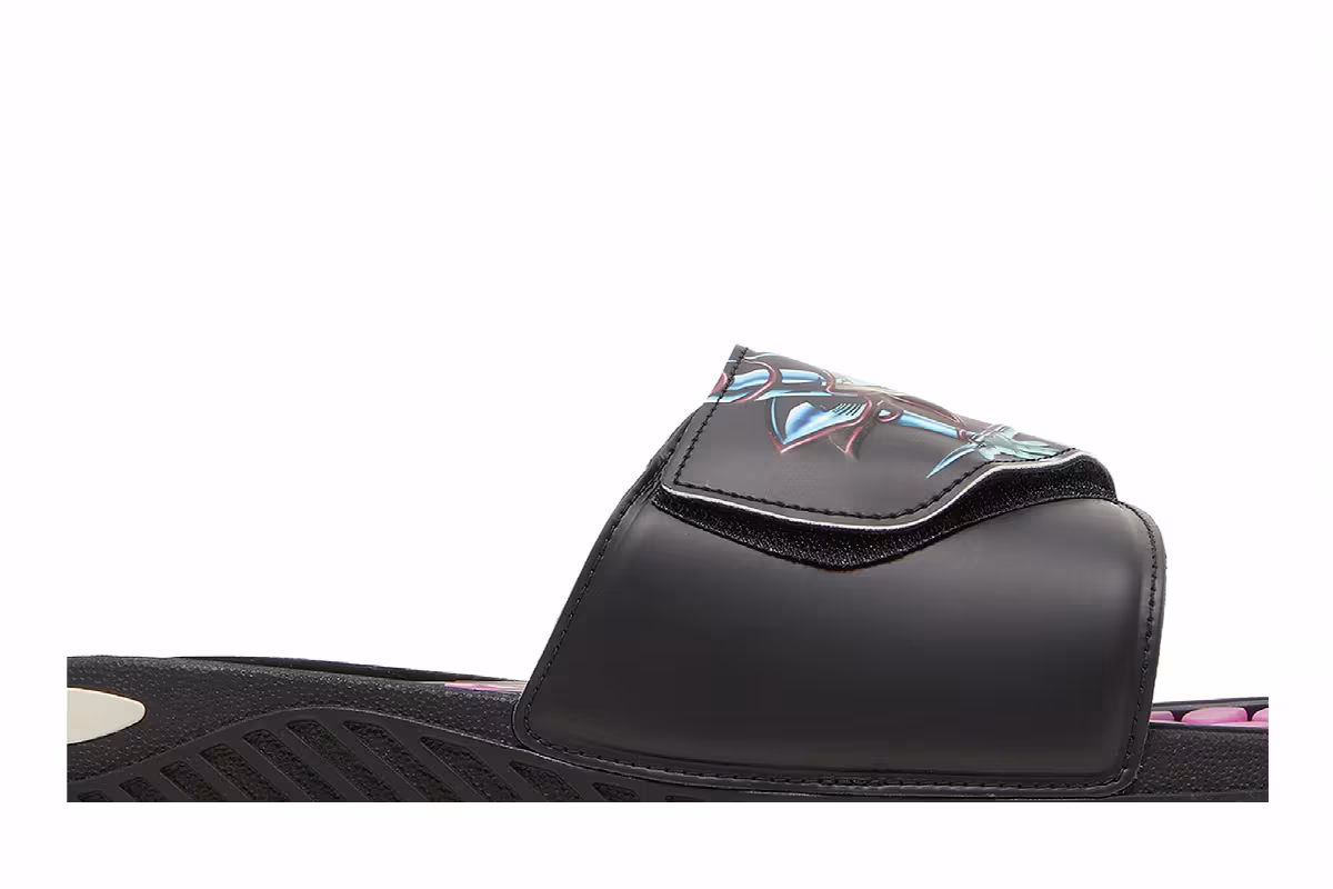 Yu-Gi-Oh! x adidas Reptossage Slide Dark Magician, view 3