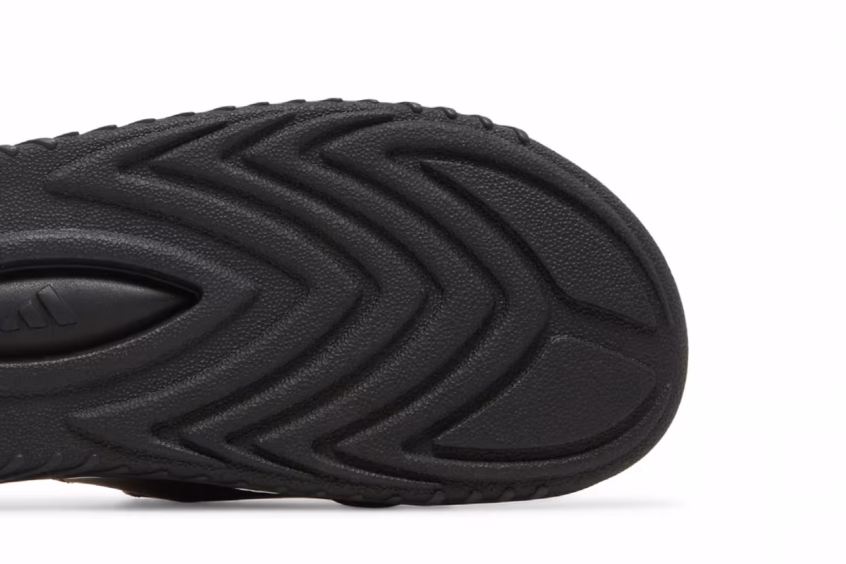 Yu-Gi-Oh! x adidas Reptossage Slide Dark Magician, view 6