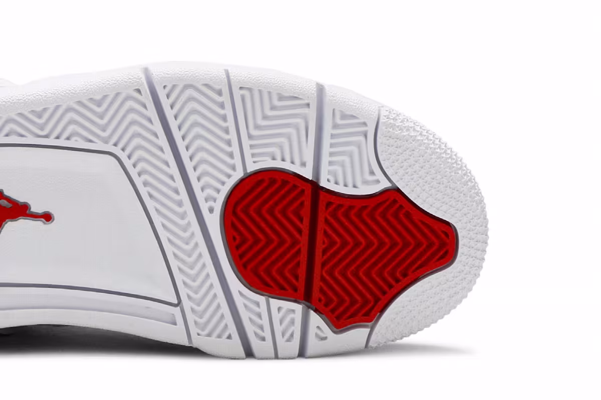 Air Jordan 4 GS Red Metallic, view 6