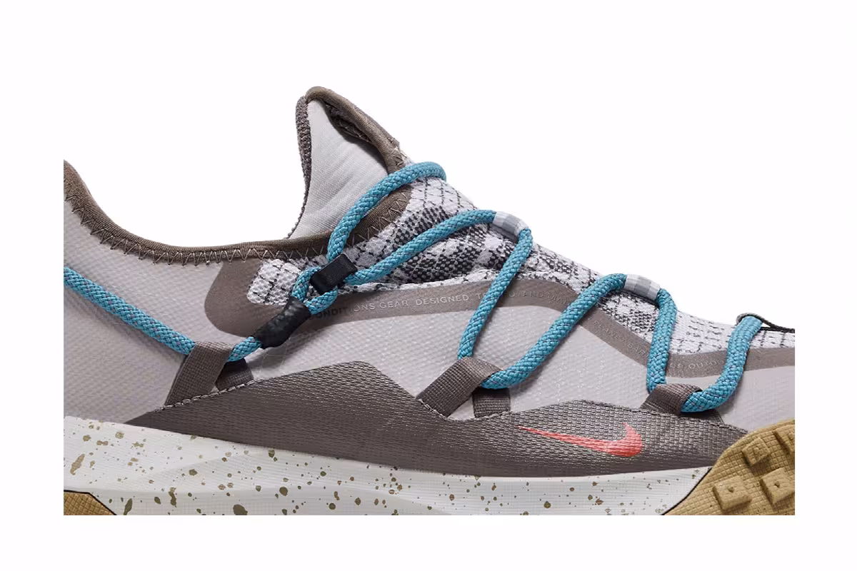 Nike ACG Mountain Fly Low GORE-TEX College Grey Picante Red, view 3