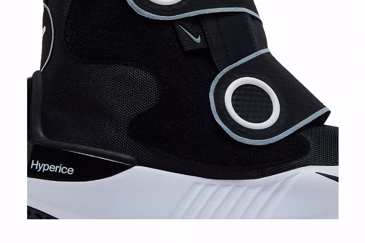 Hyperice x Nike Hyperboot Black White Cool Grey, view 3