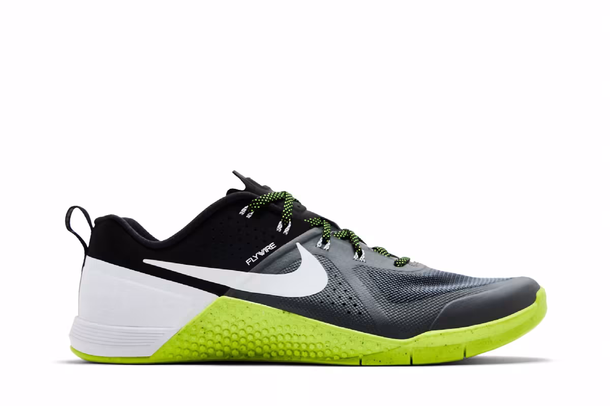 Nike Metcon 1 OG Dark Grey Volt 2025, view 2
