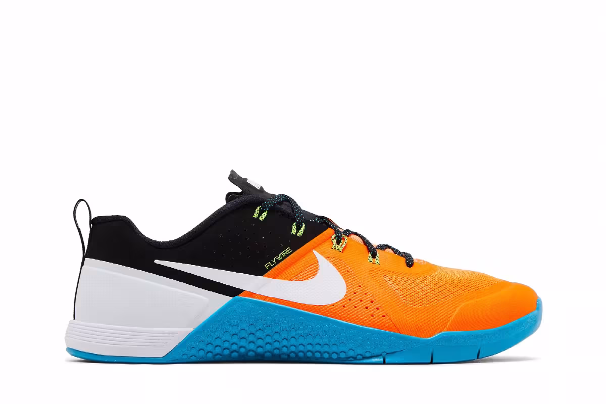 Nike Metcon 1 OG Total Orange Blue Lagoon, view 2