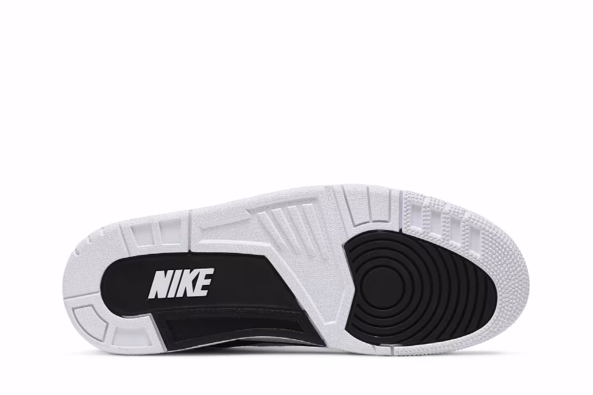 Fragment Design x Air Jordan 3 SP White, view 5
