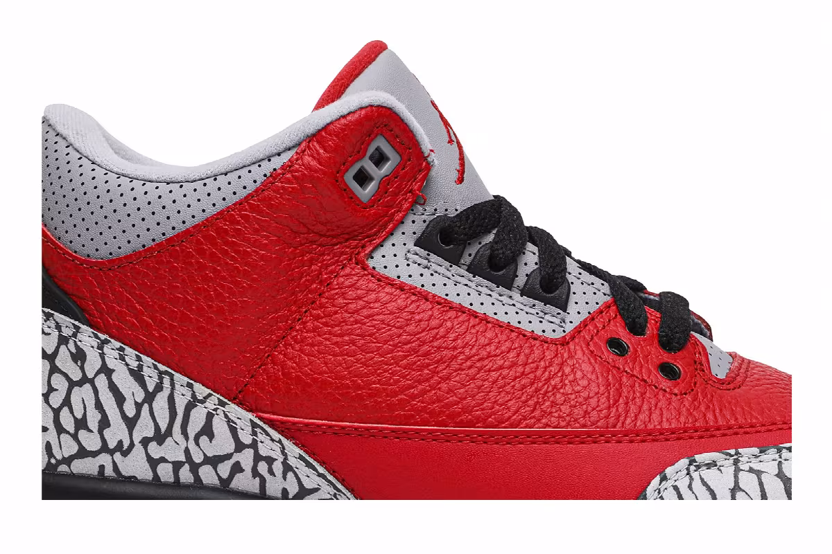 Air Jordan 3 SE GS Unite, view 3